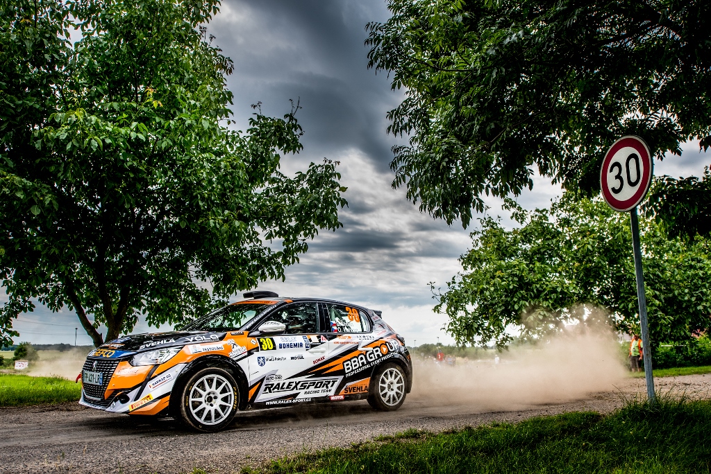 Lire la suite à propos de l’article Peugeot 208 Rally4