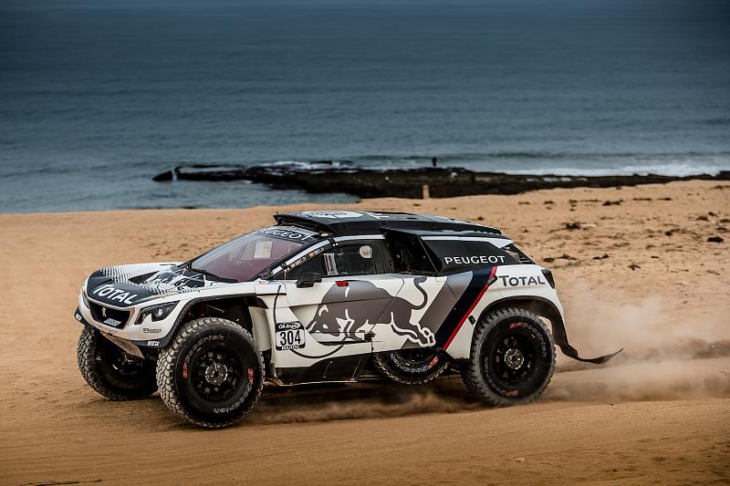 Lire la suite à propos de l’article PEUGEOT 3008 DKR, dans le top 3 d’entrée de course